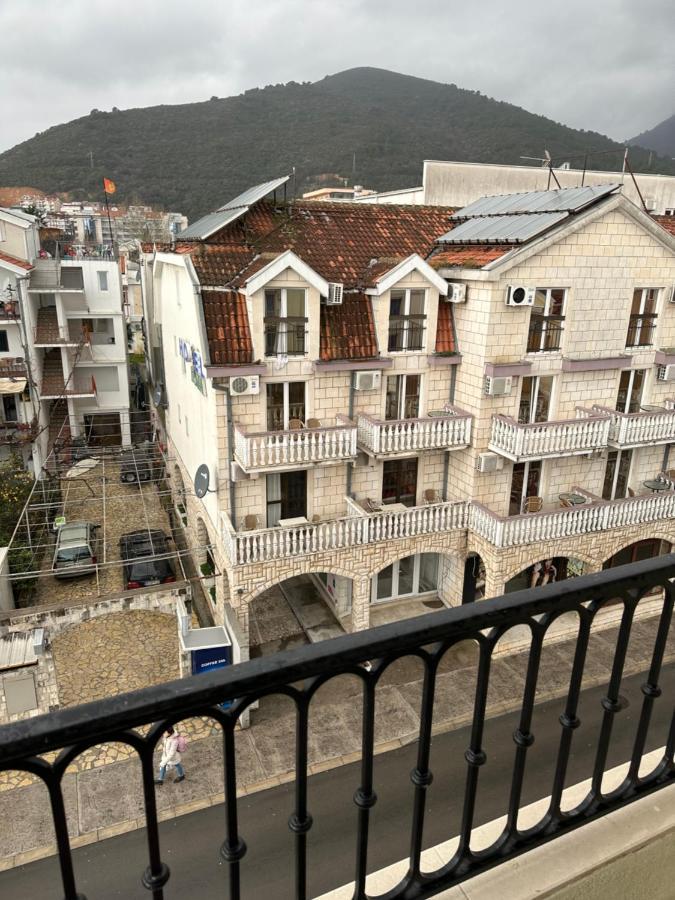 Saly Apart Budva Exteriör bild