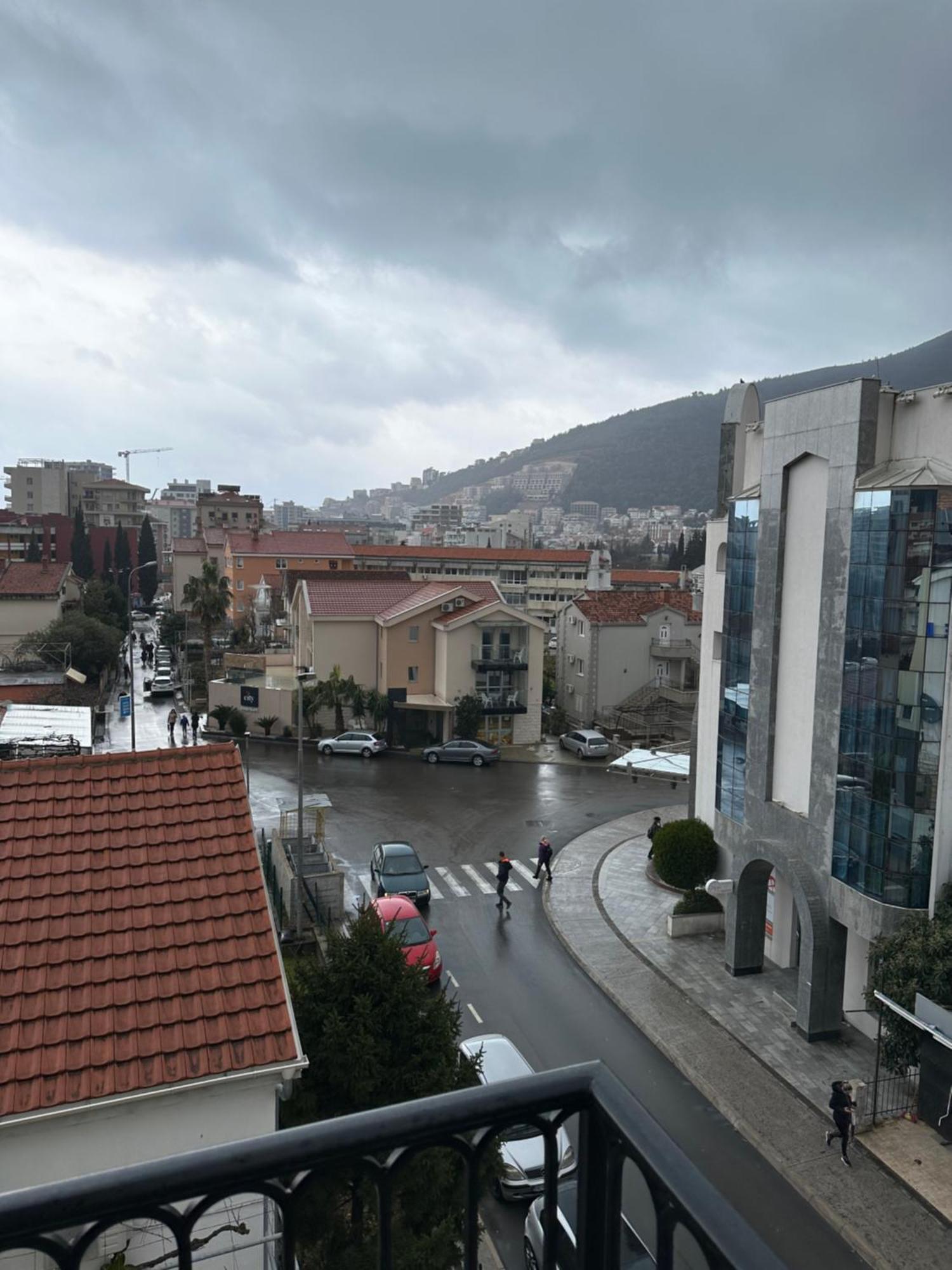 Saly Apart Budva Rum bild
